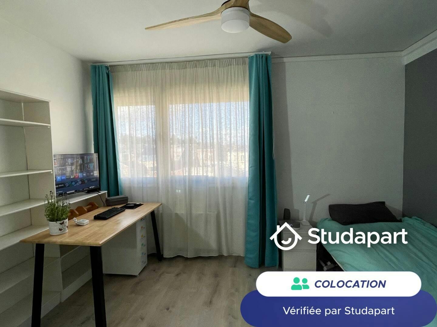 Privat rum att hyra för 430 € i månaden i Saint-Quentin, Rue Michelet