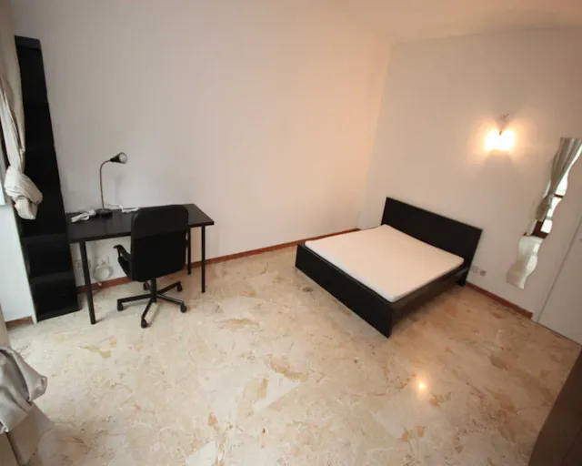 Private room in Via Felice Bellotti, Milan (1680444) room image 2