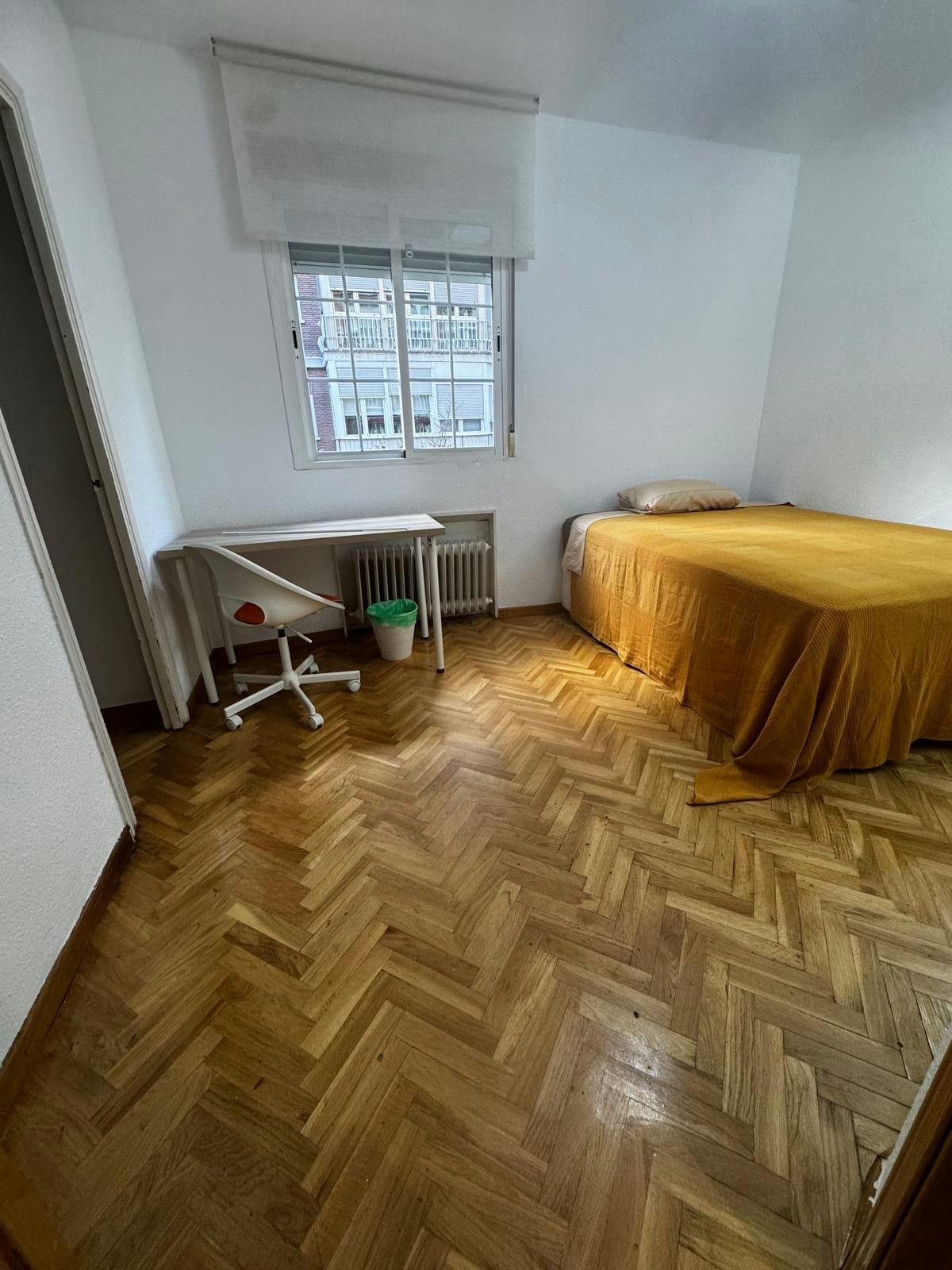 Quarto privado para alugar por € 600 por mês em Madrid, Paseo de Santa María de la Cabeza