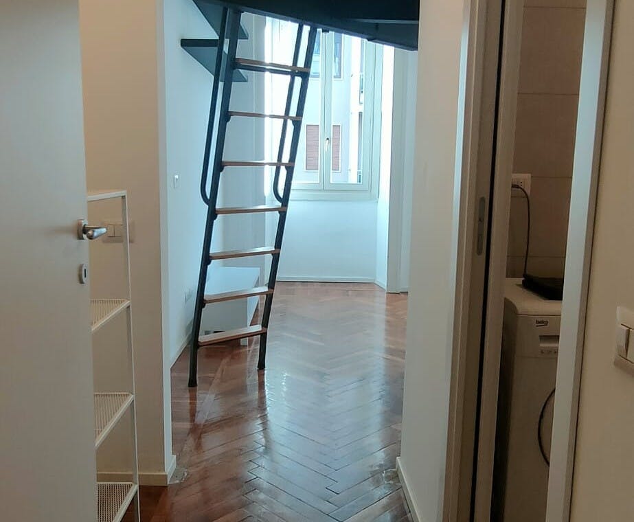 Apartment Milan, 1 bed — photo 2