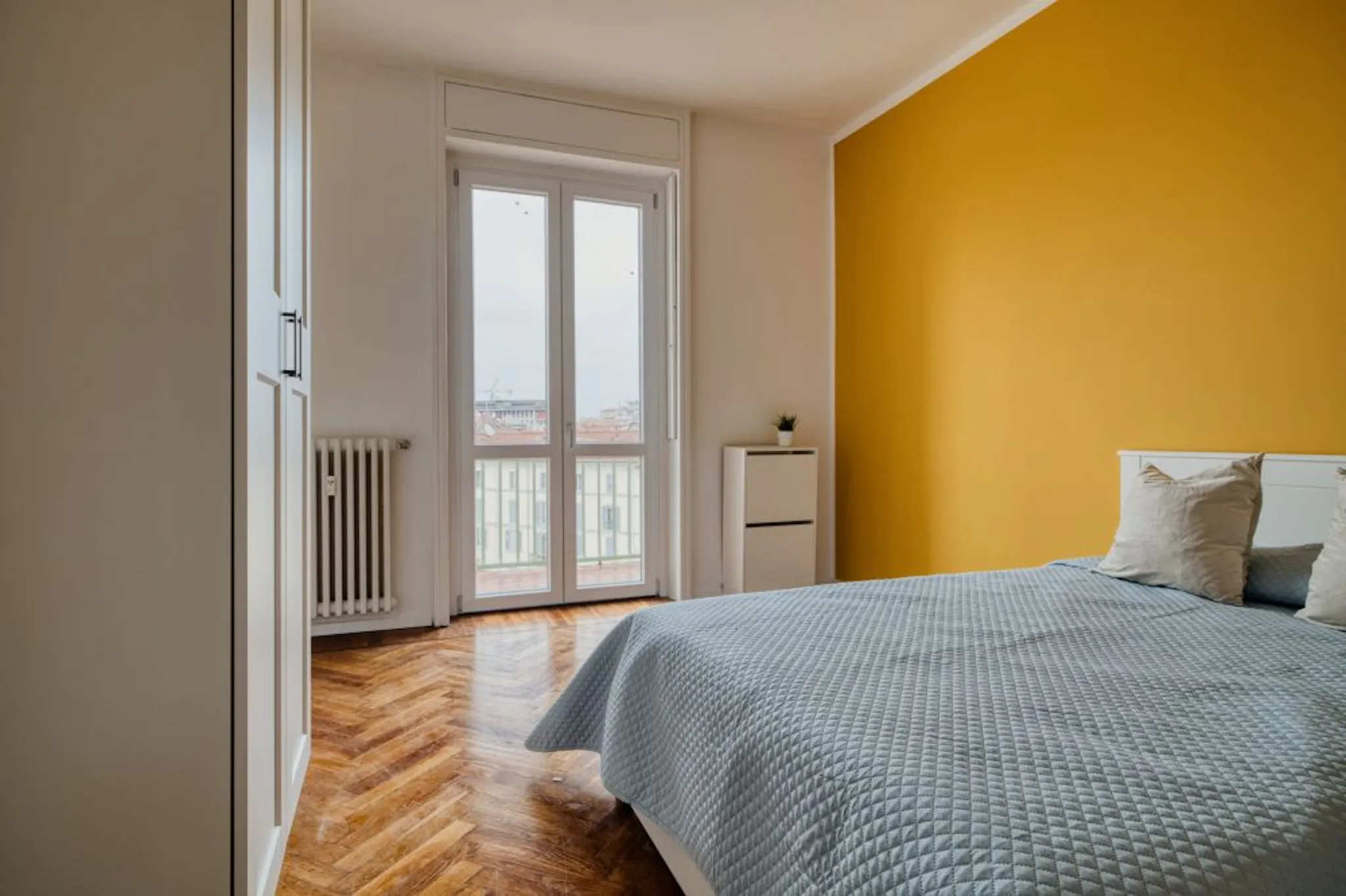 Via Vigevano, Milan preview