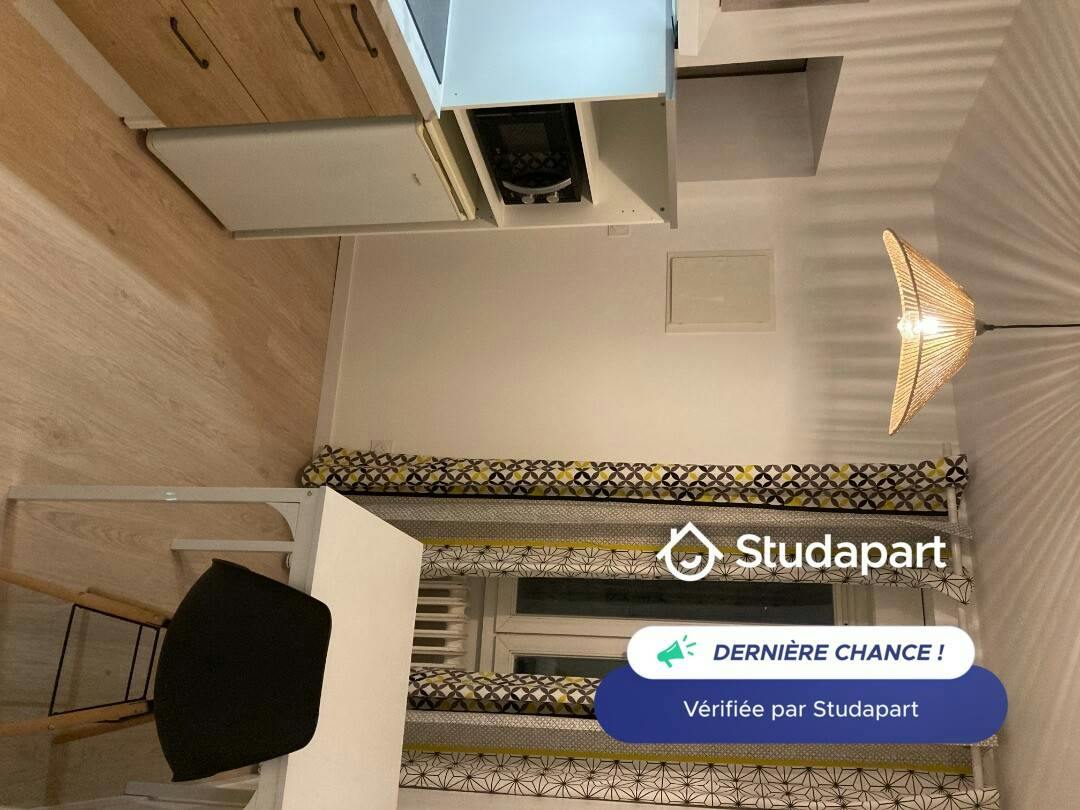 Appartement à louer pour 660 €/mois à La Rochelle, Rue Emile Normandin