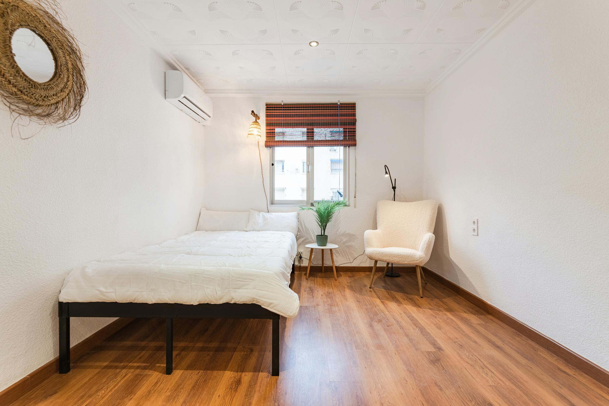 Private room for rent for €500 per month in Valencia, Carrer de la Gomera