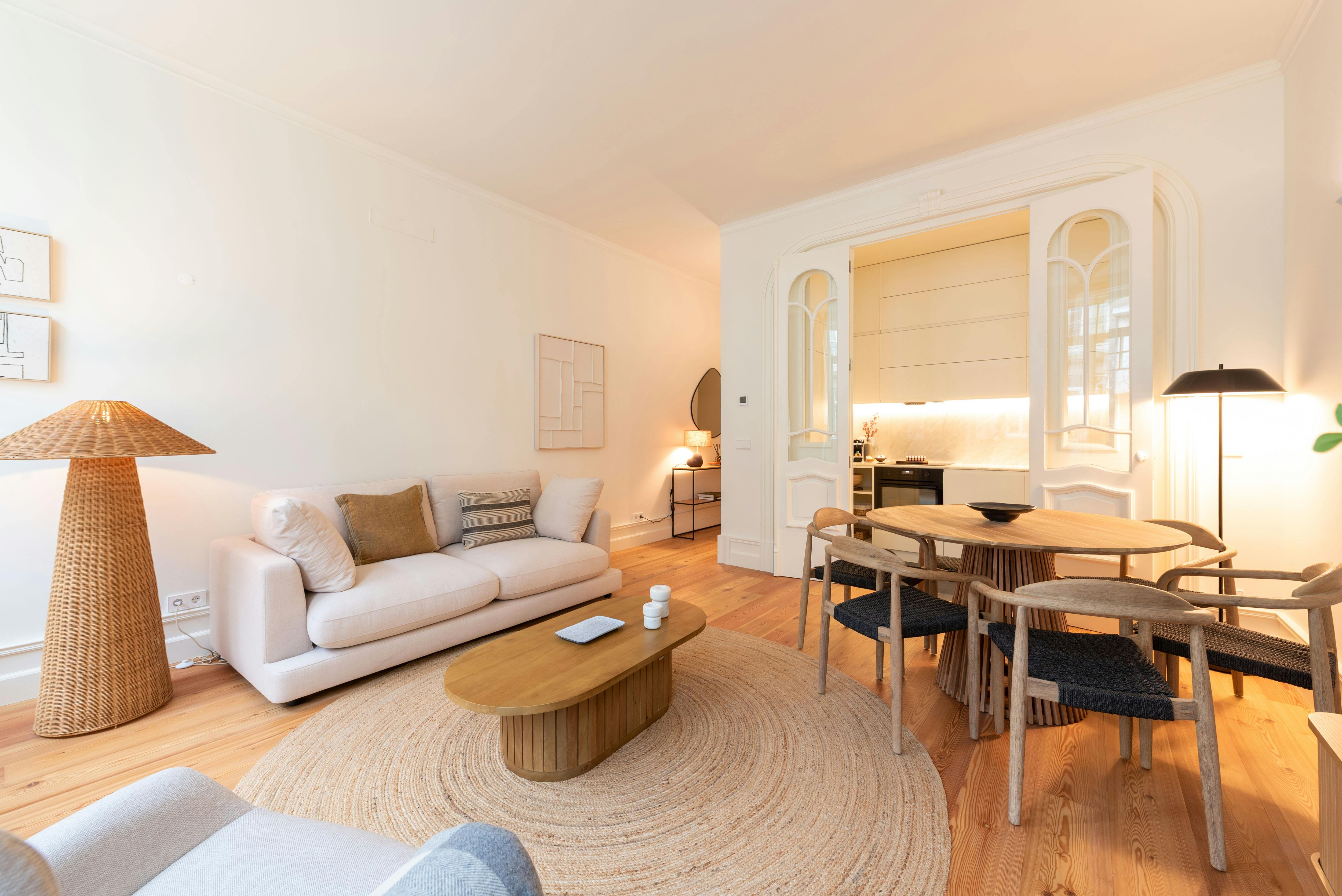 Rua do Almada, Porto preview