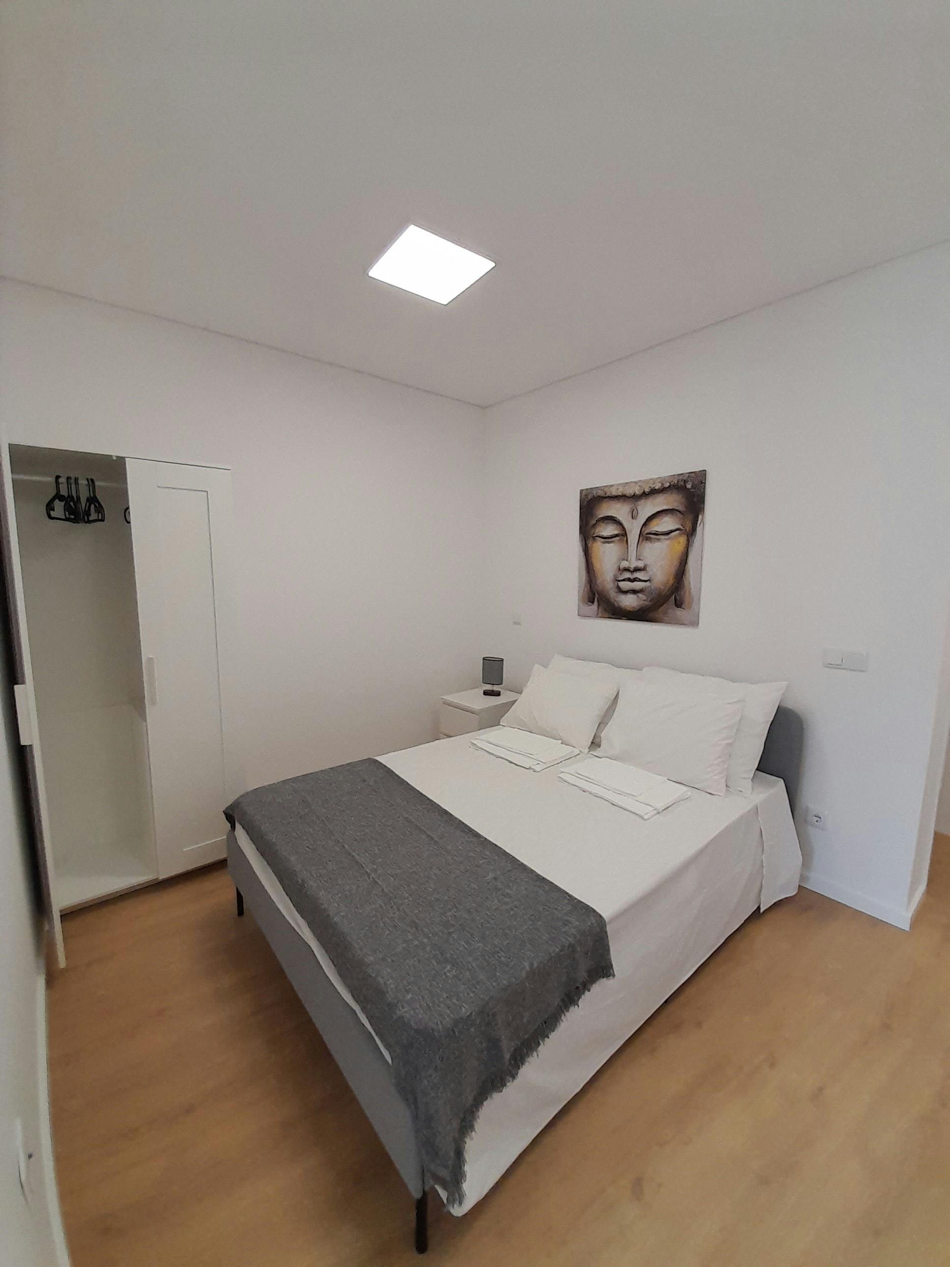 Studio zu mieten für 750 € pro Monat in Porto, Rua de Cedofeita