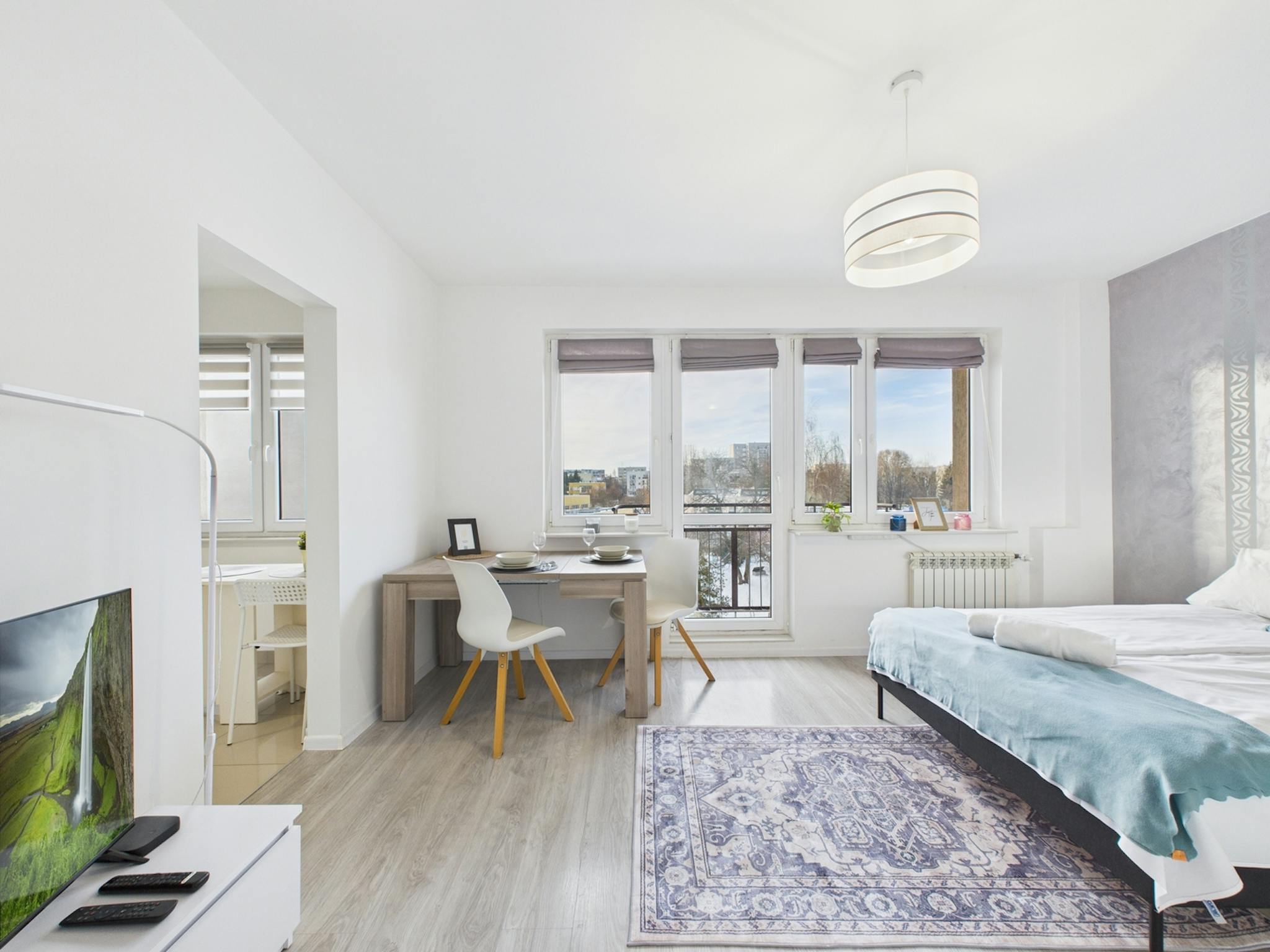 Oskara Sosnowskiego, Warsaw preview