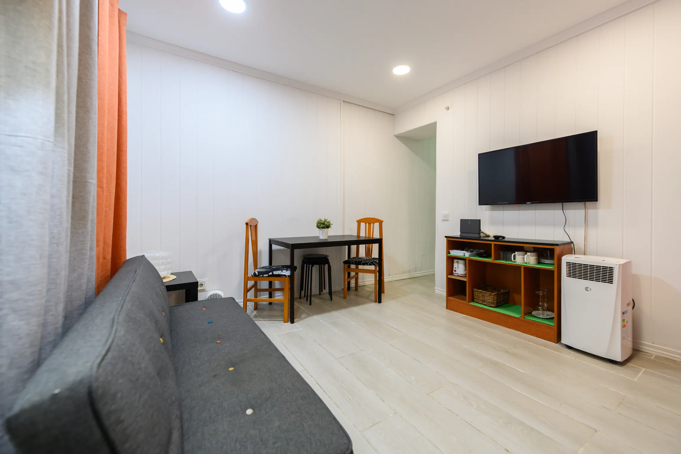 1-Bedroom Apartment in Calle de Pelayo, Madrid (1680891) ROOM 1