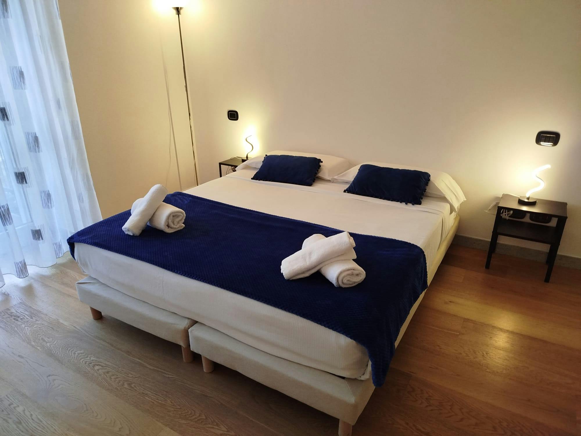 Apartment for rent for €3,590 per month in Milan, Via Tortona