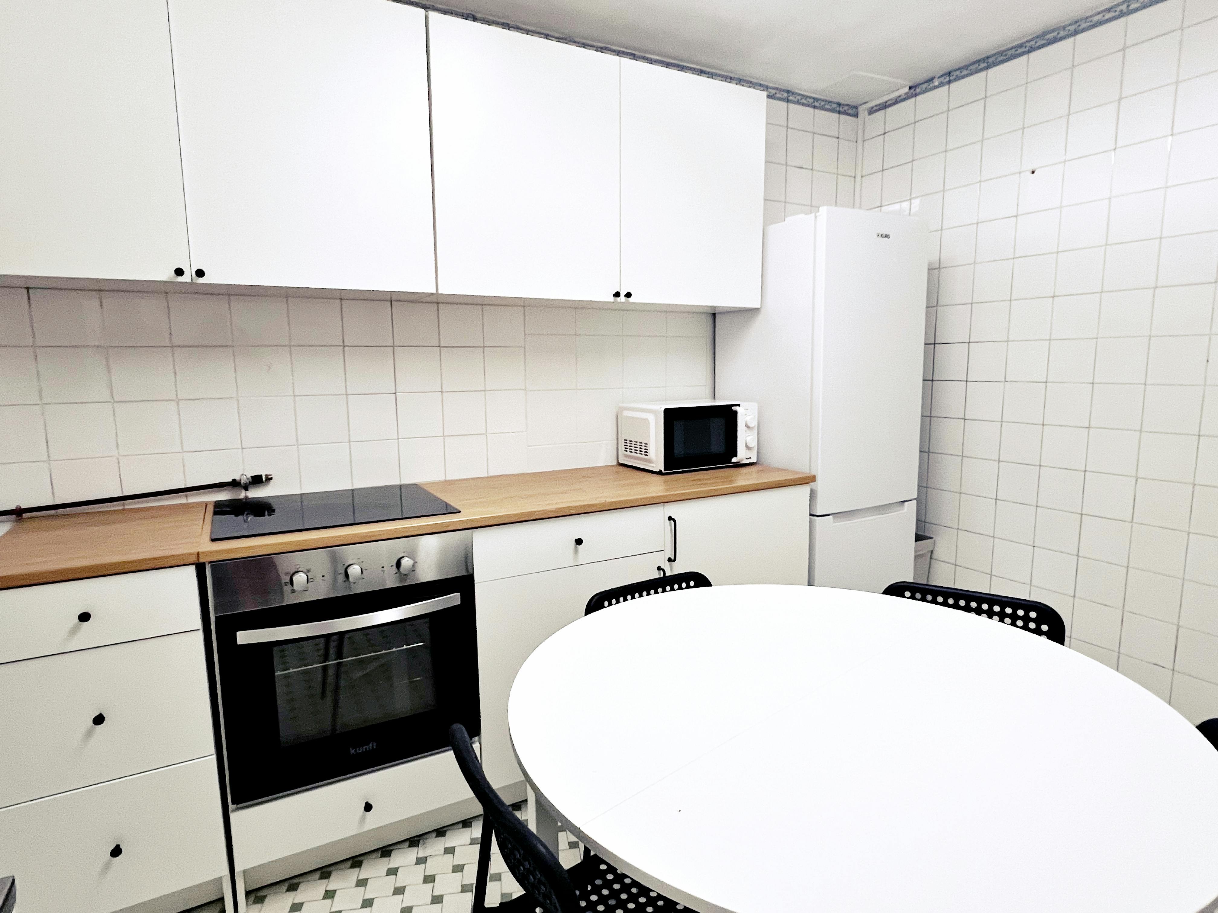 Single room Madrid, 1 bed, 11m² — photo 7