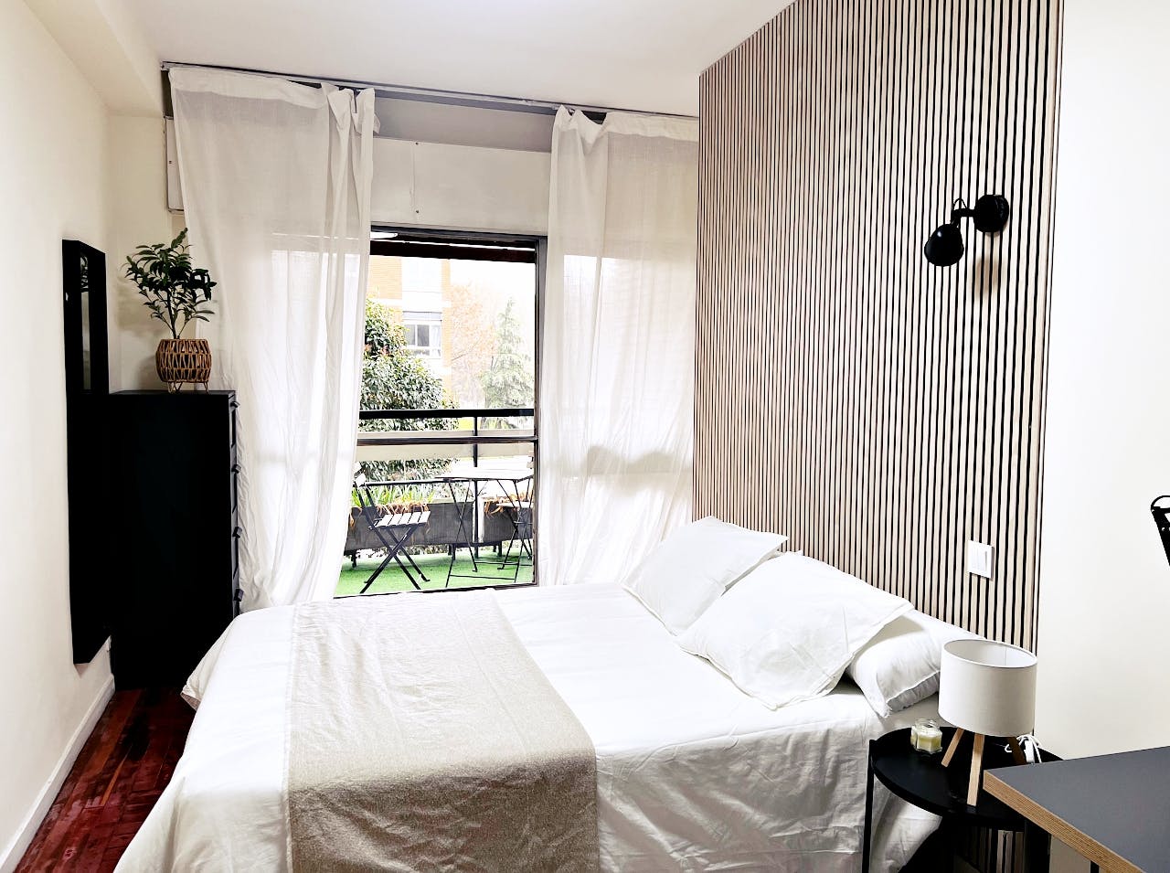 Single room Madrid, 1 bed, 11m² — photo 1