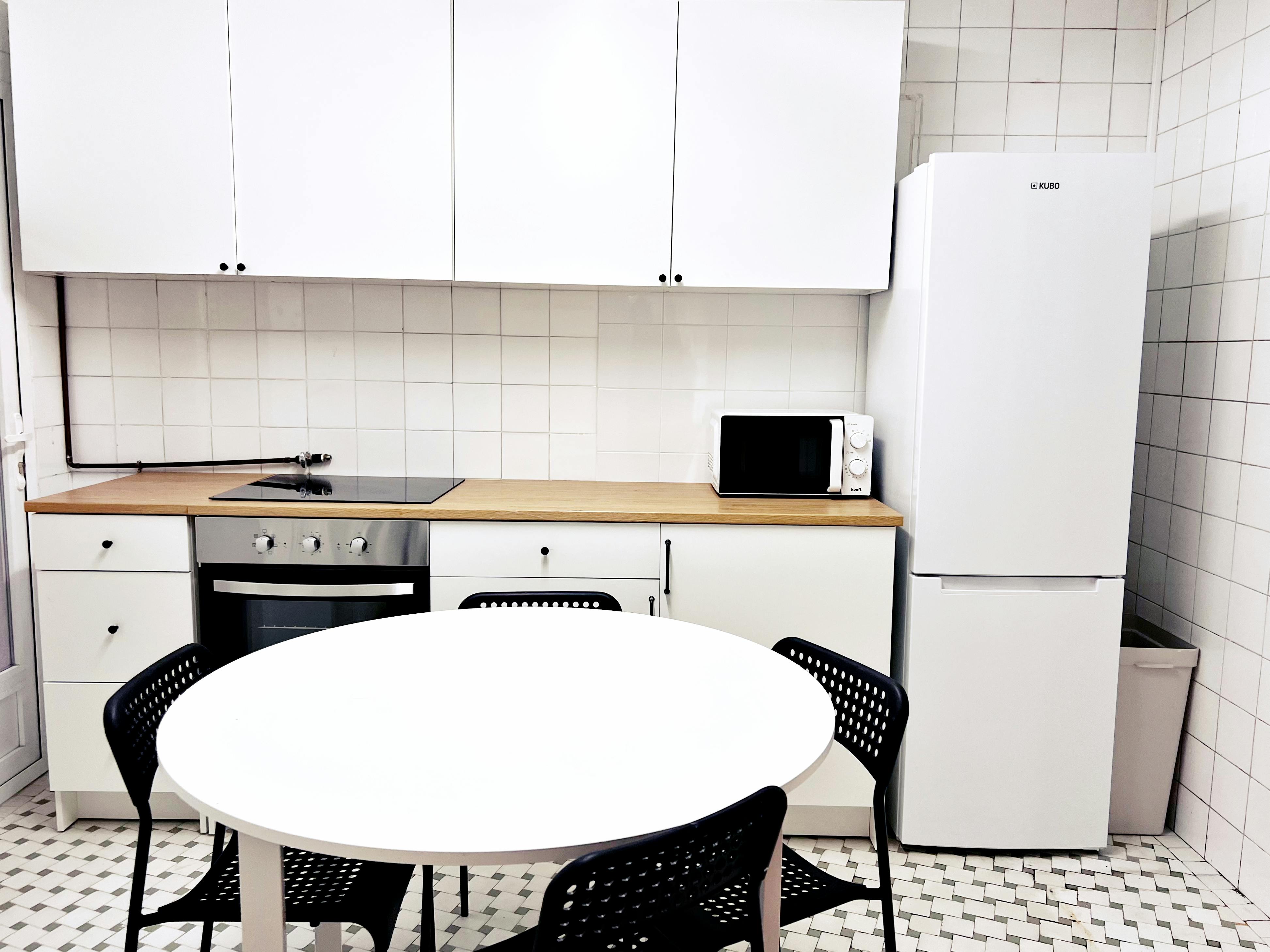 Single room Madrid, 1 bed, 11m² — photo 8