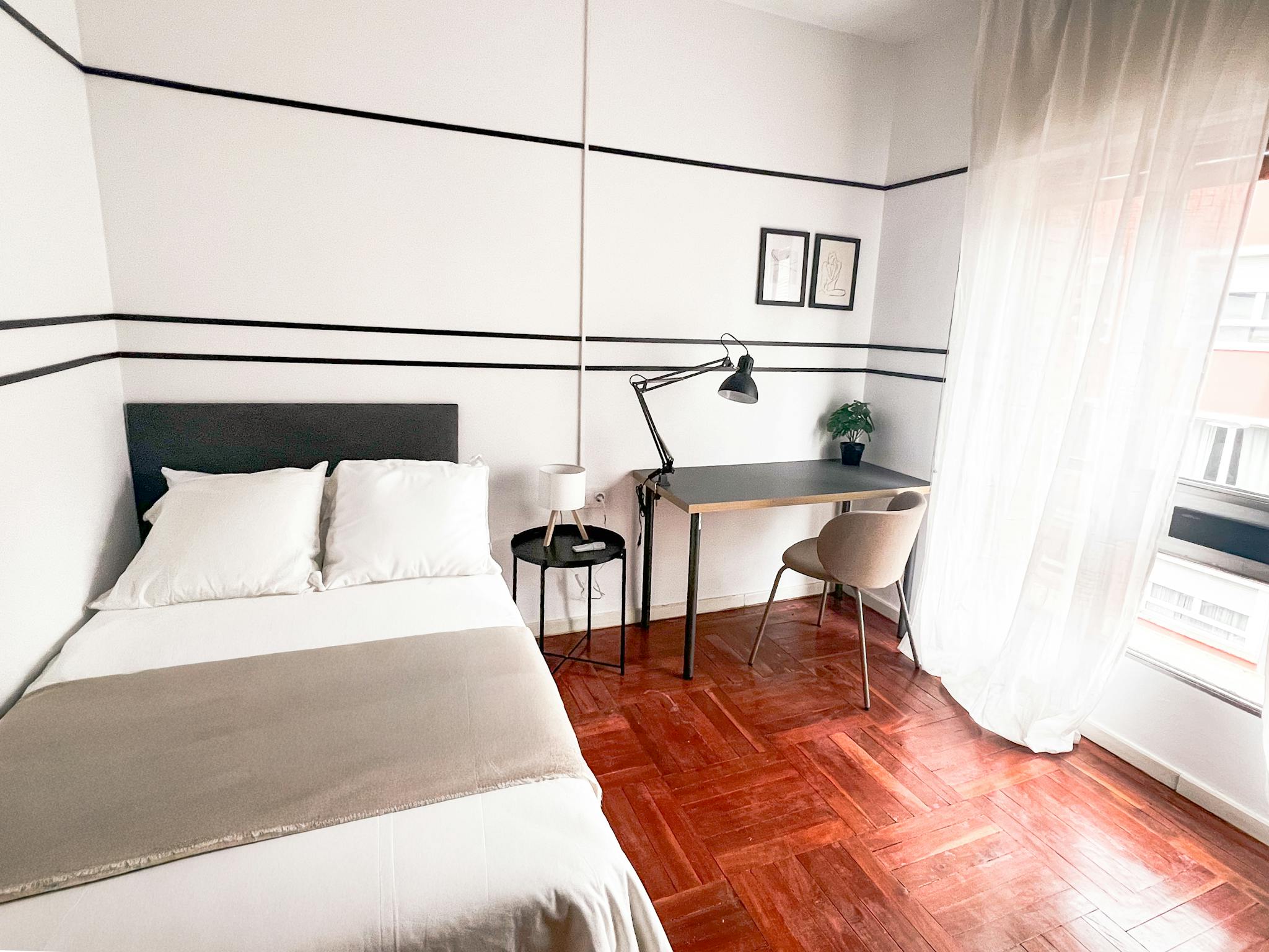 Calle de Loeches, Madrid preview