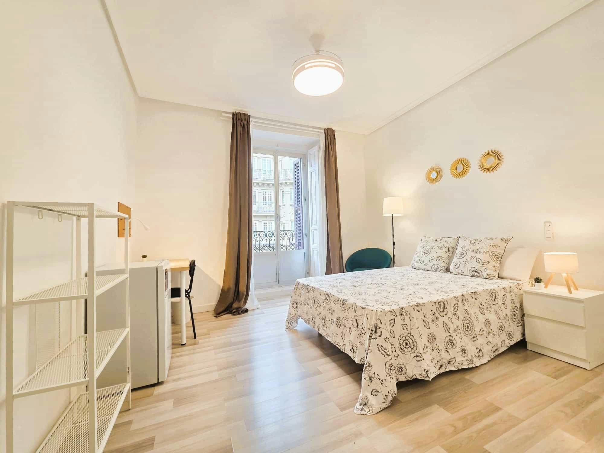 Calle de Atocha, Madrid preview