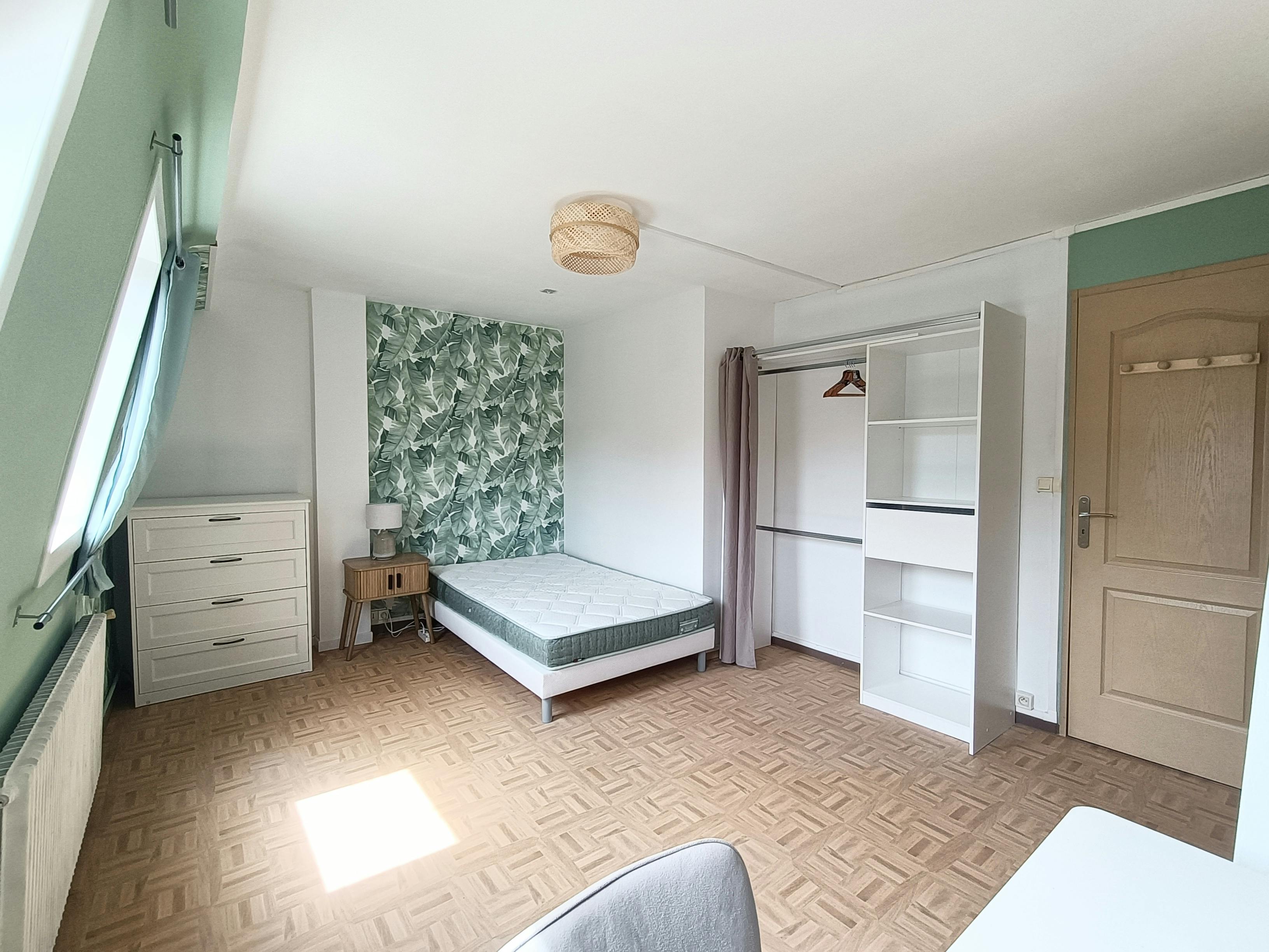 WG-Zimmer zu mieten für 430 € pro Monat in Roubaix, Rue de la Basse Masure