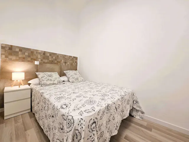 Shared room in Calle de Atocha, Madrid (1680986) room image 2