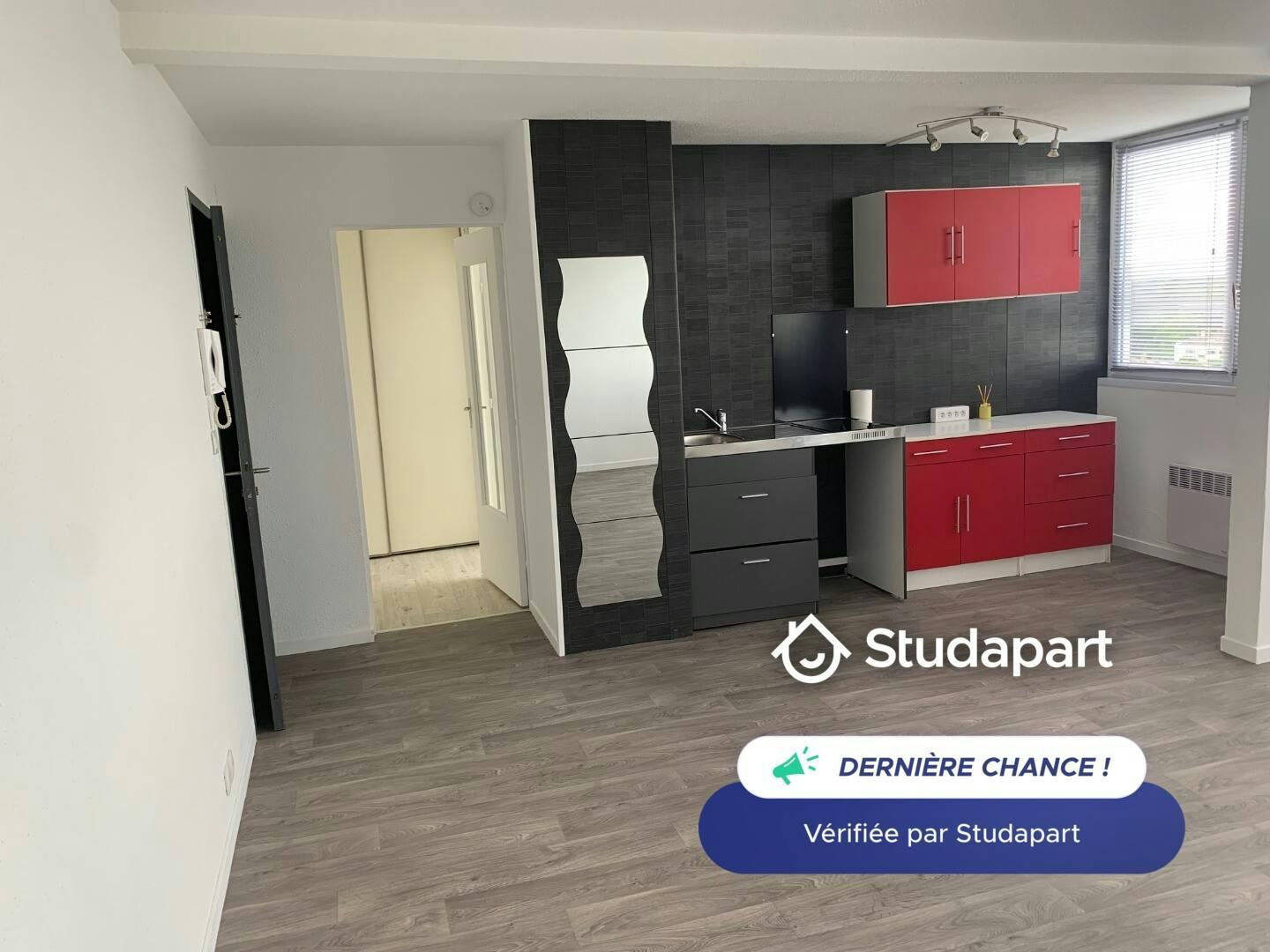 Appartamento in affitto a 658 € al mese a Angers, Avenue de la Ballue