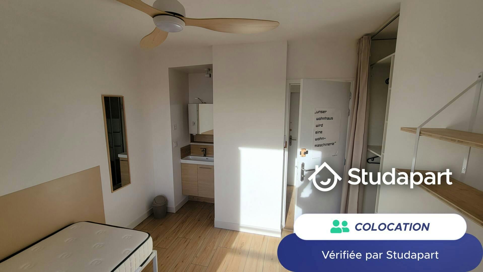 Private room for rent on Rue Brunet, Marseille - Vue 3