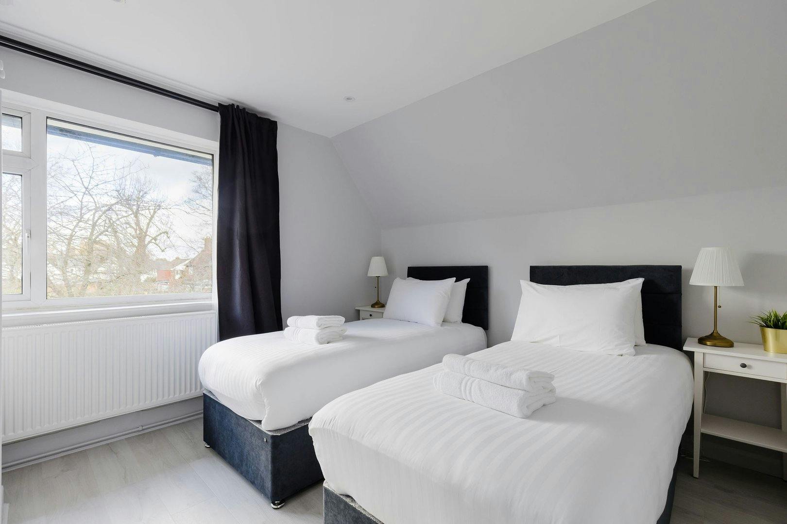 Apartament de închiriat pentru 2.200 GBP pe lună în London, Goldsmith Lane