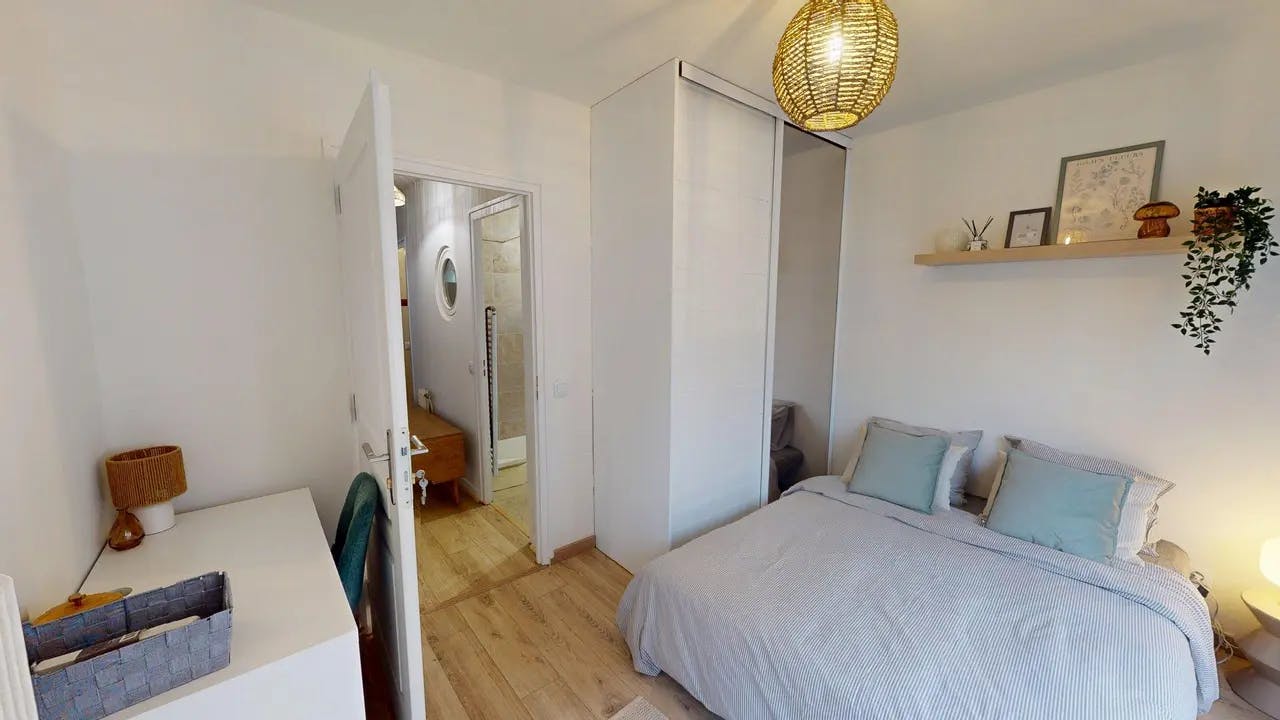 Private room in Avenue de la Gare, Annemasse (1681059) ROOM 2