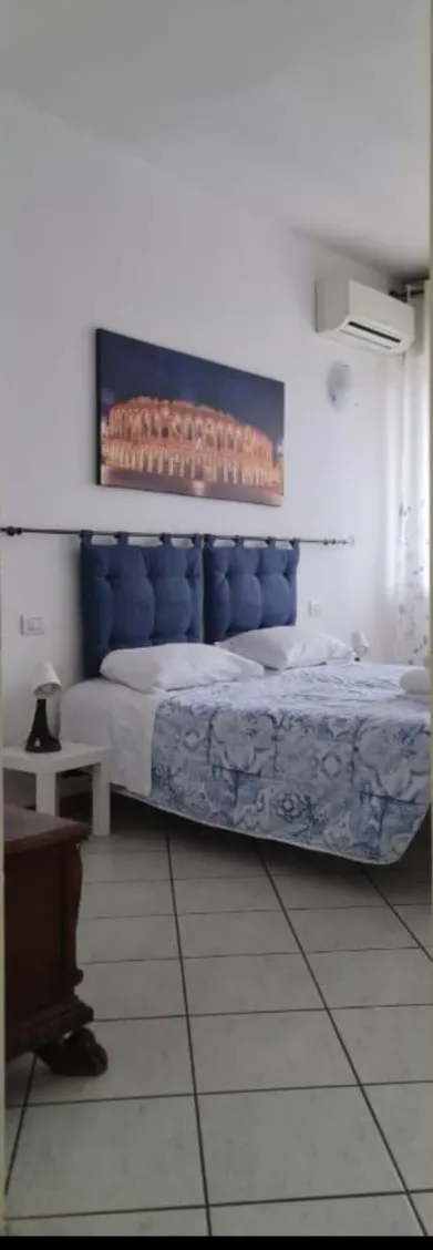 3-Bedroom Apartment in Via Lucania, Verona (1681078) ROOM 1
