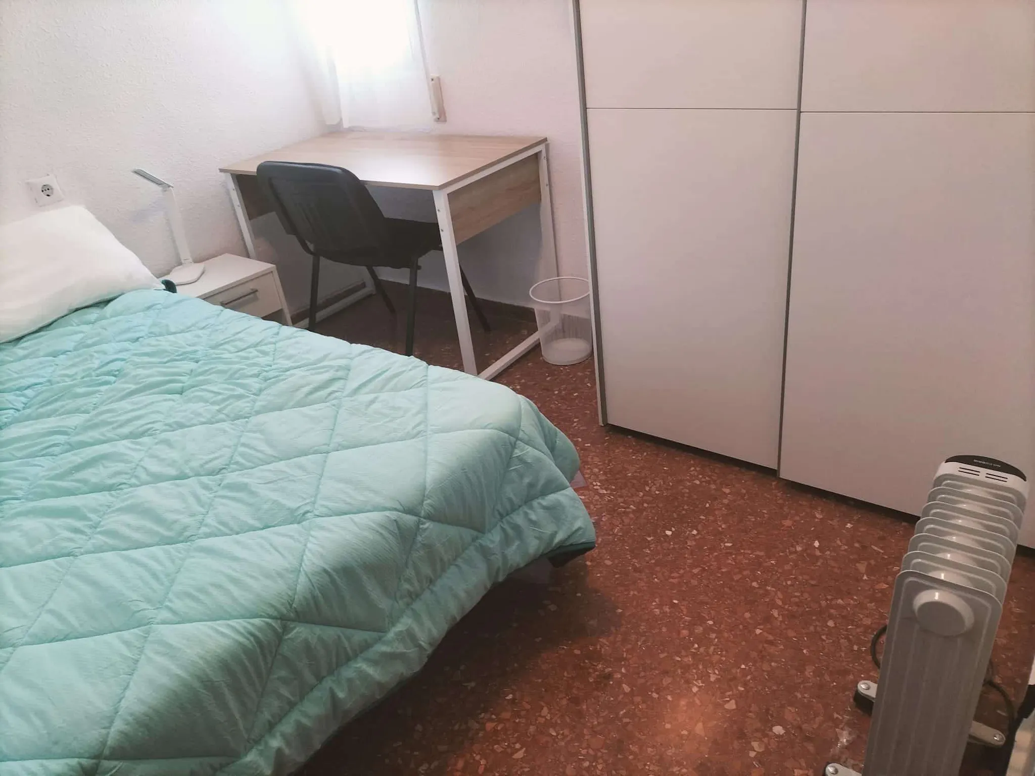 Carrer del Bisbe Jaume Pérez, Valencia preview