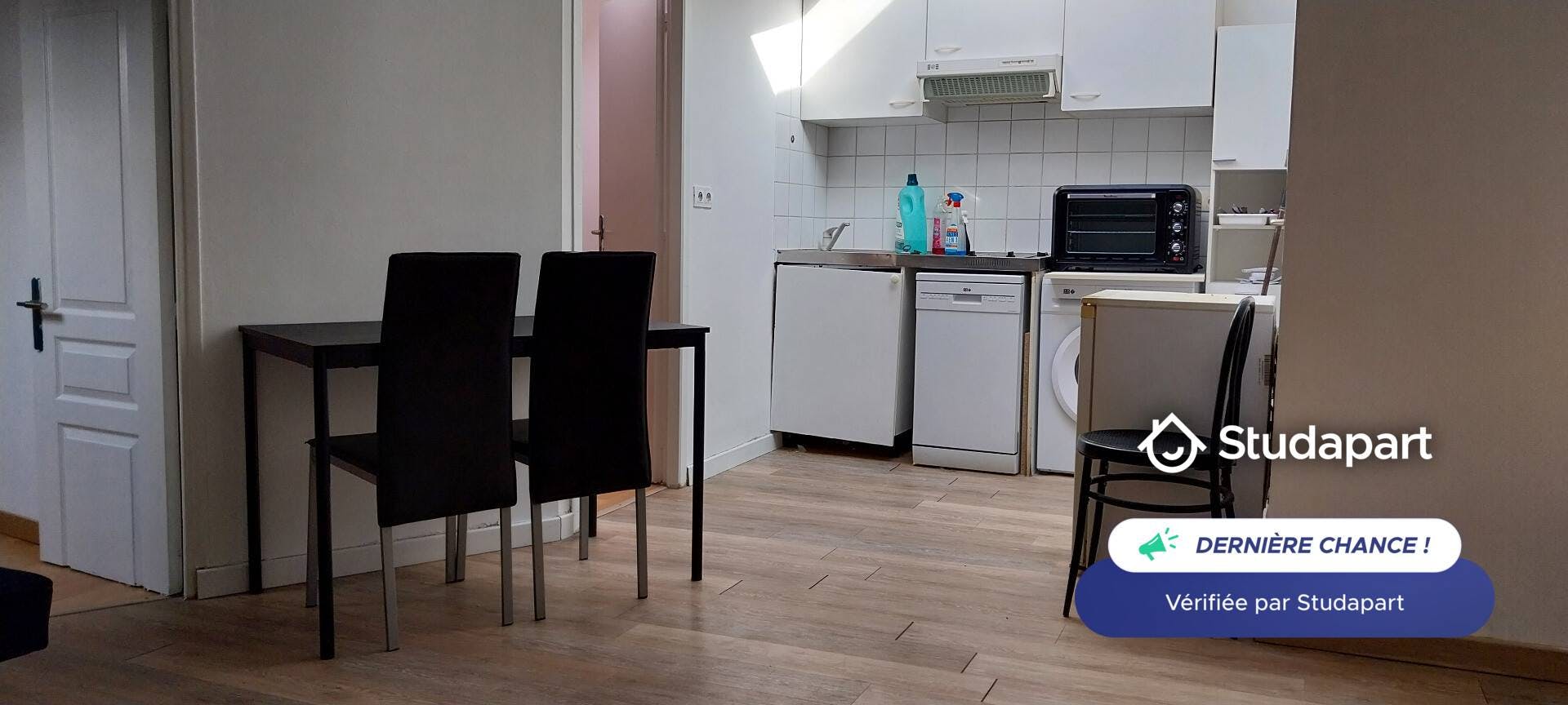 Apartment for rent for €790 per month in Bordeaux, Rue Villeneuve