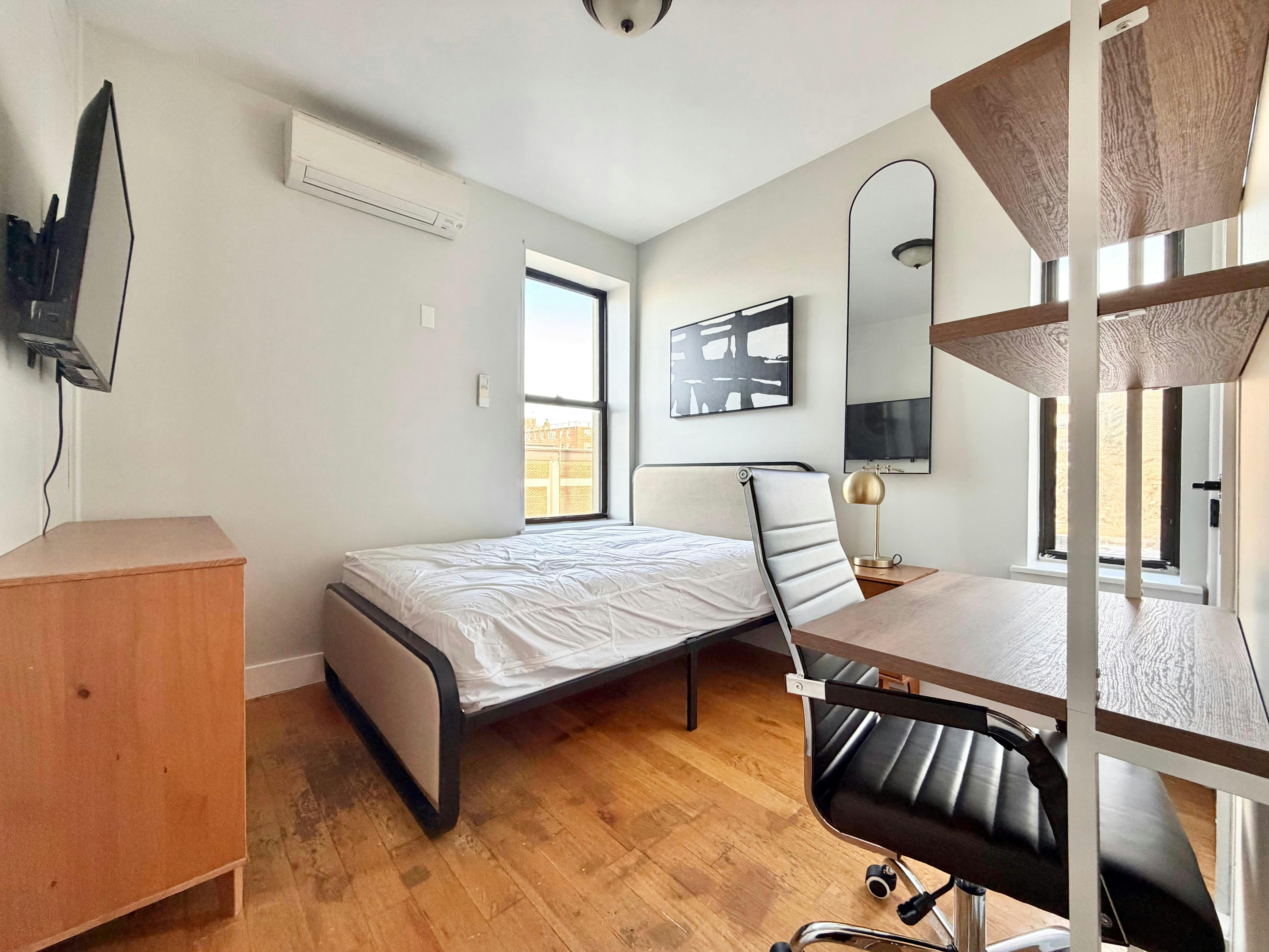 Private room for rent for $1,220 per month in Queens County, 36th Avenue