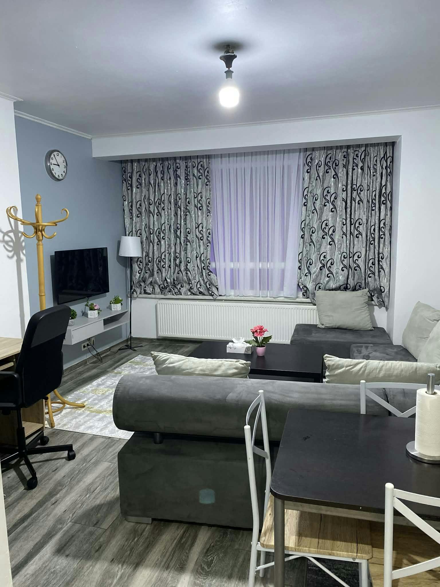 Appartement à louer pour 1 000 €/mois à Saint-Gilles, Rue de l'Hôtel des Monnaies