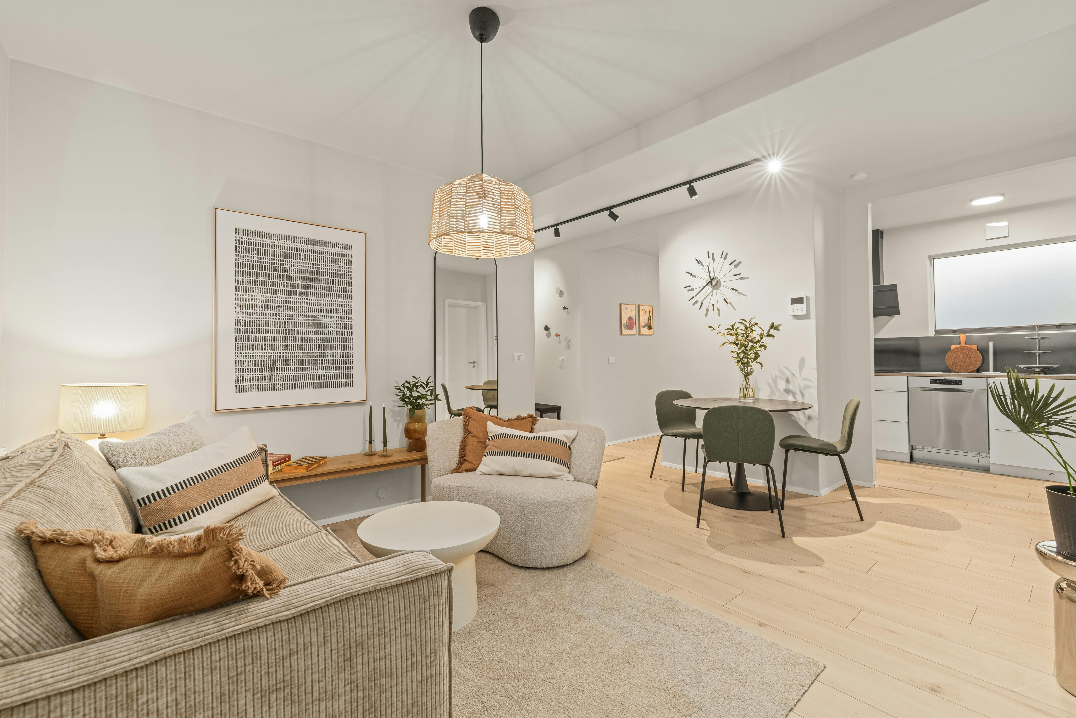 Apartment for rent for ISK 833,151 per month in Reykjavík, Skaftahlíð