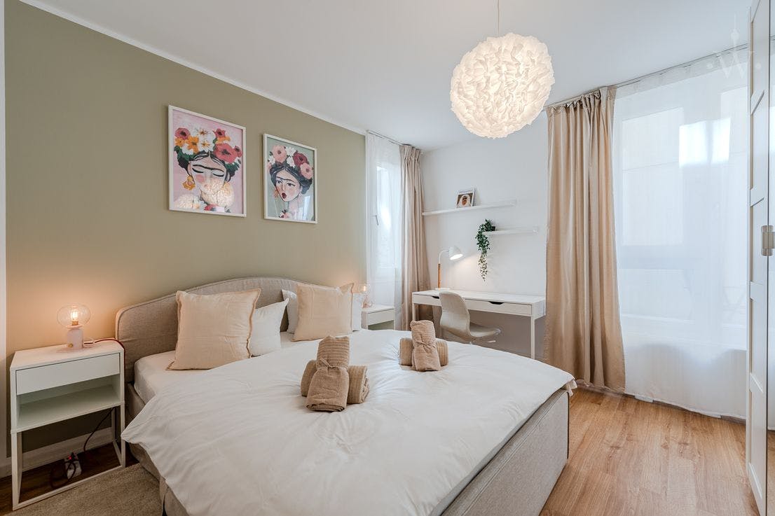 Spandauer Damm, Berlin preview