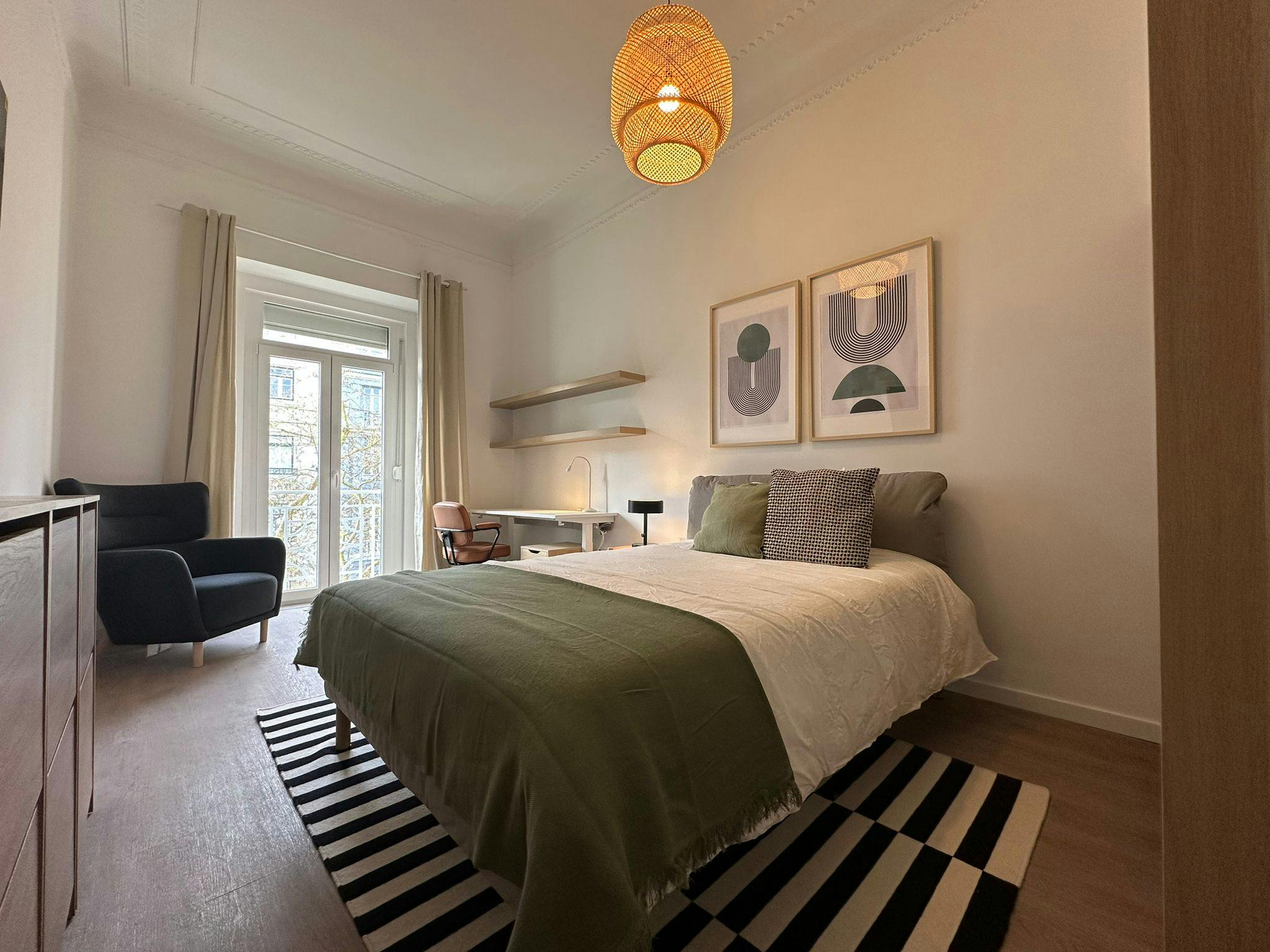 preview gallery tile