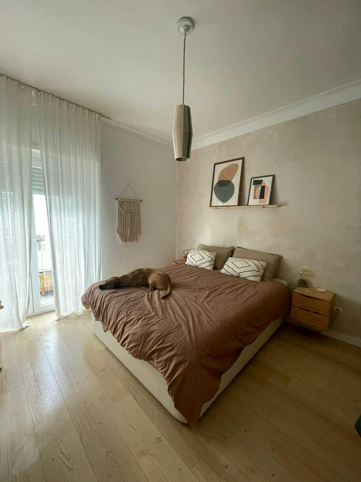 Private room for rent for €650 per month in Almada, Rua Fernão Lopes