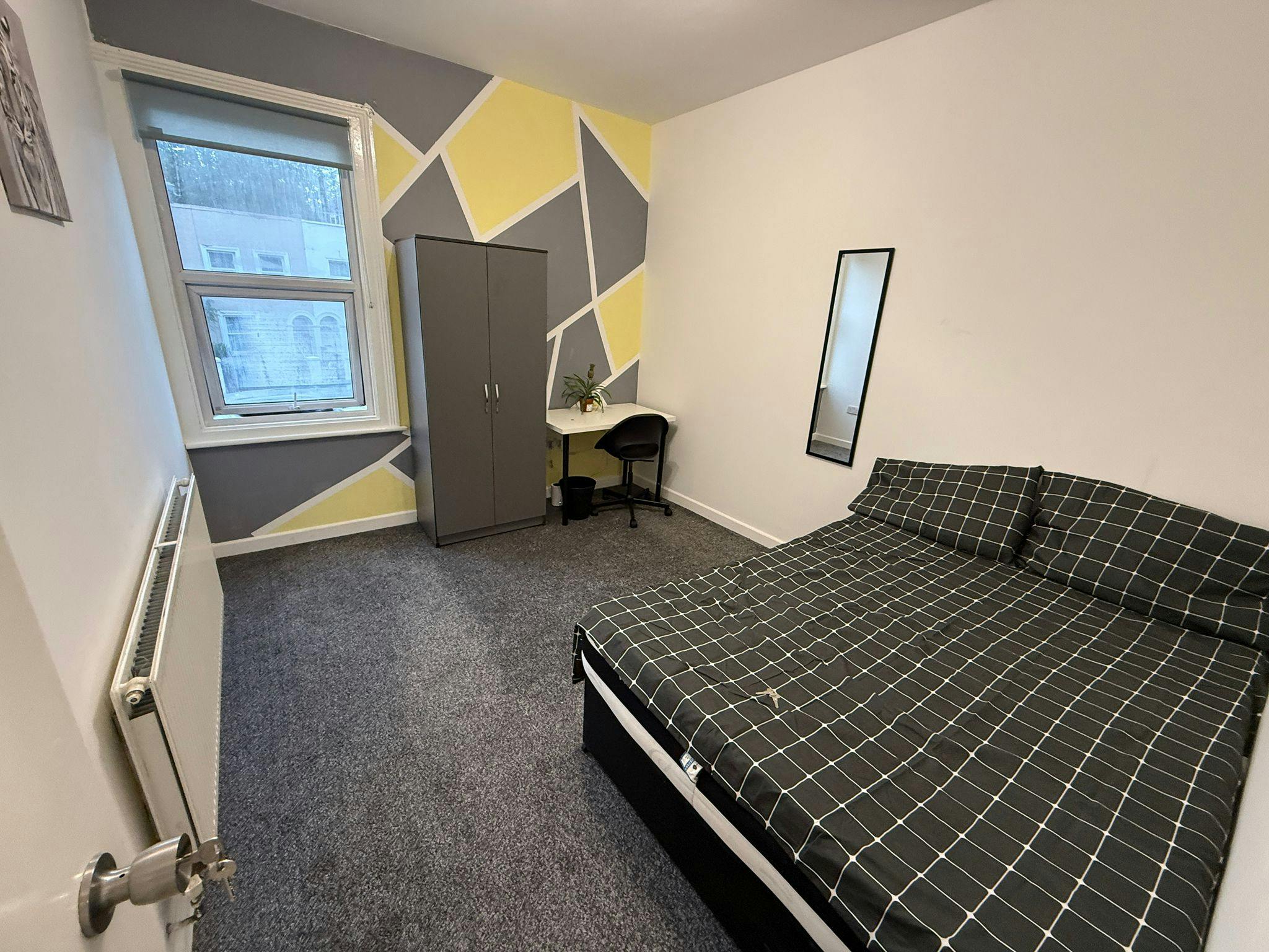 Privé kamer te huur voor £ 800 per maand in London, Merton Road