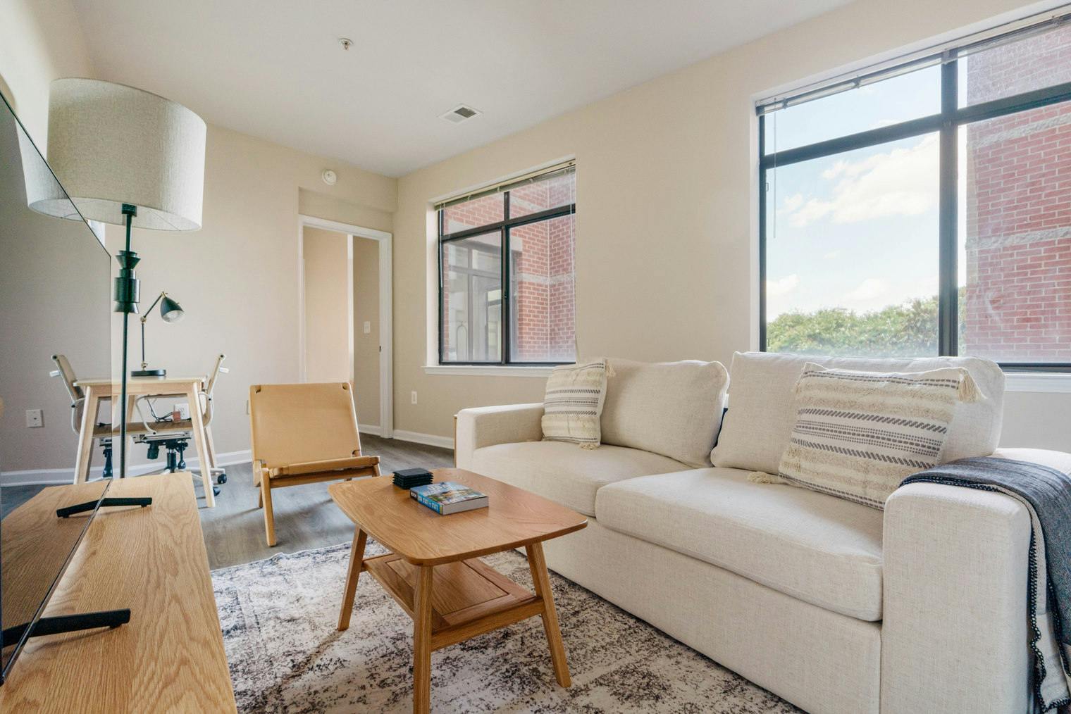 10th Street South, Arlington, VA preview