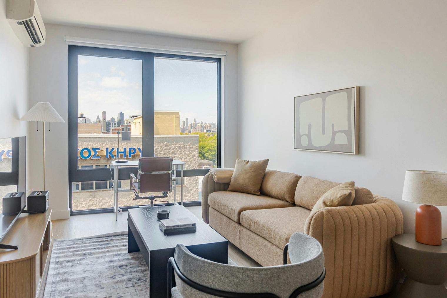Appartement te huur voor $6,034 per maand in Queens County, 30th Street