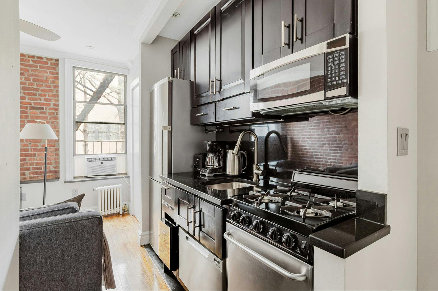 preview gallery tile