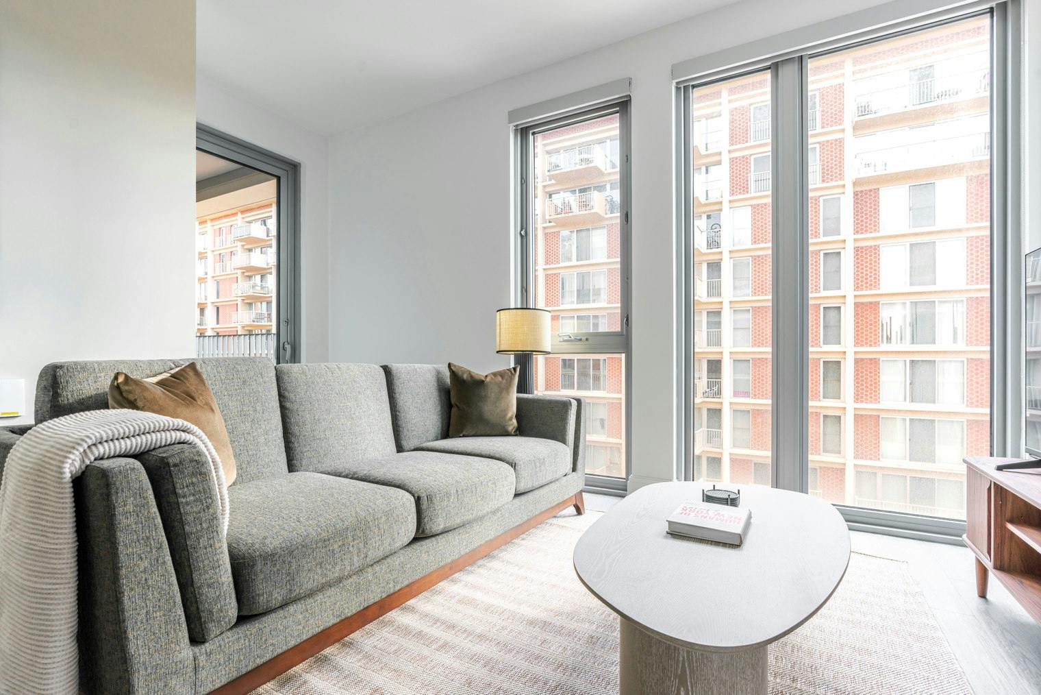 Квартира сдается в аренду за $2,812 в месяц в Washington, D.C., 4th Street Southwest