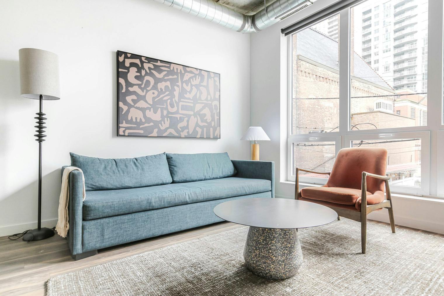 Mieszkanie do wynajęcia za $3,783 miesięcznie w mieście Chicago, West Erie Street