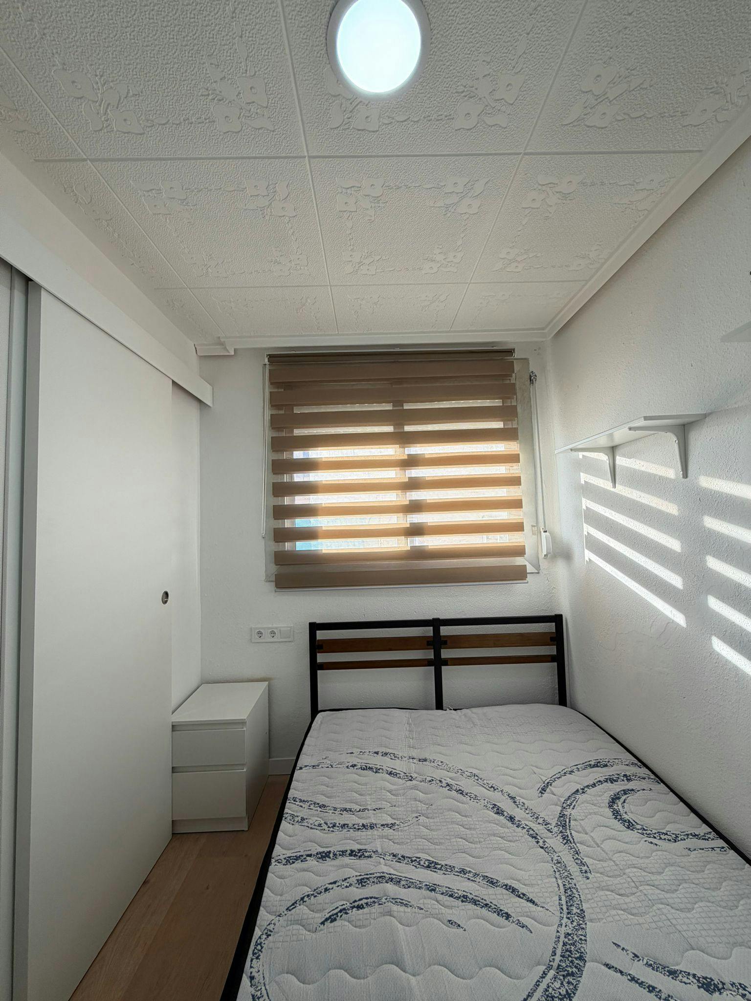 Single room Burjassot, 1 bed, 7m² — photo 2