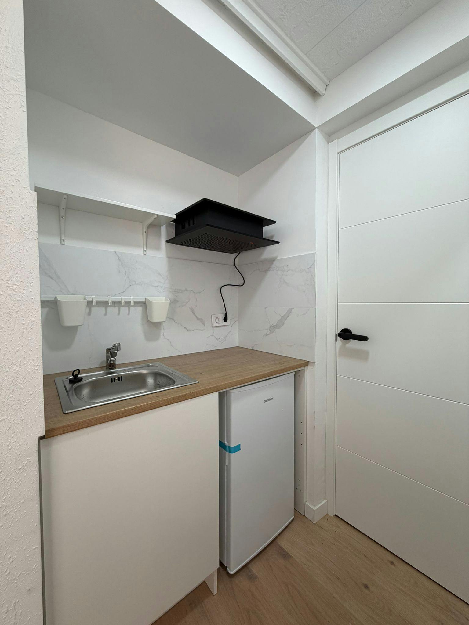 Single room Burjassot, 1 bed, 7m² — photo 8