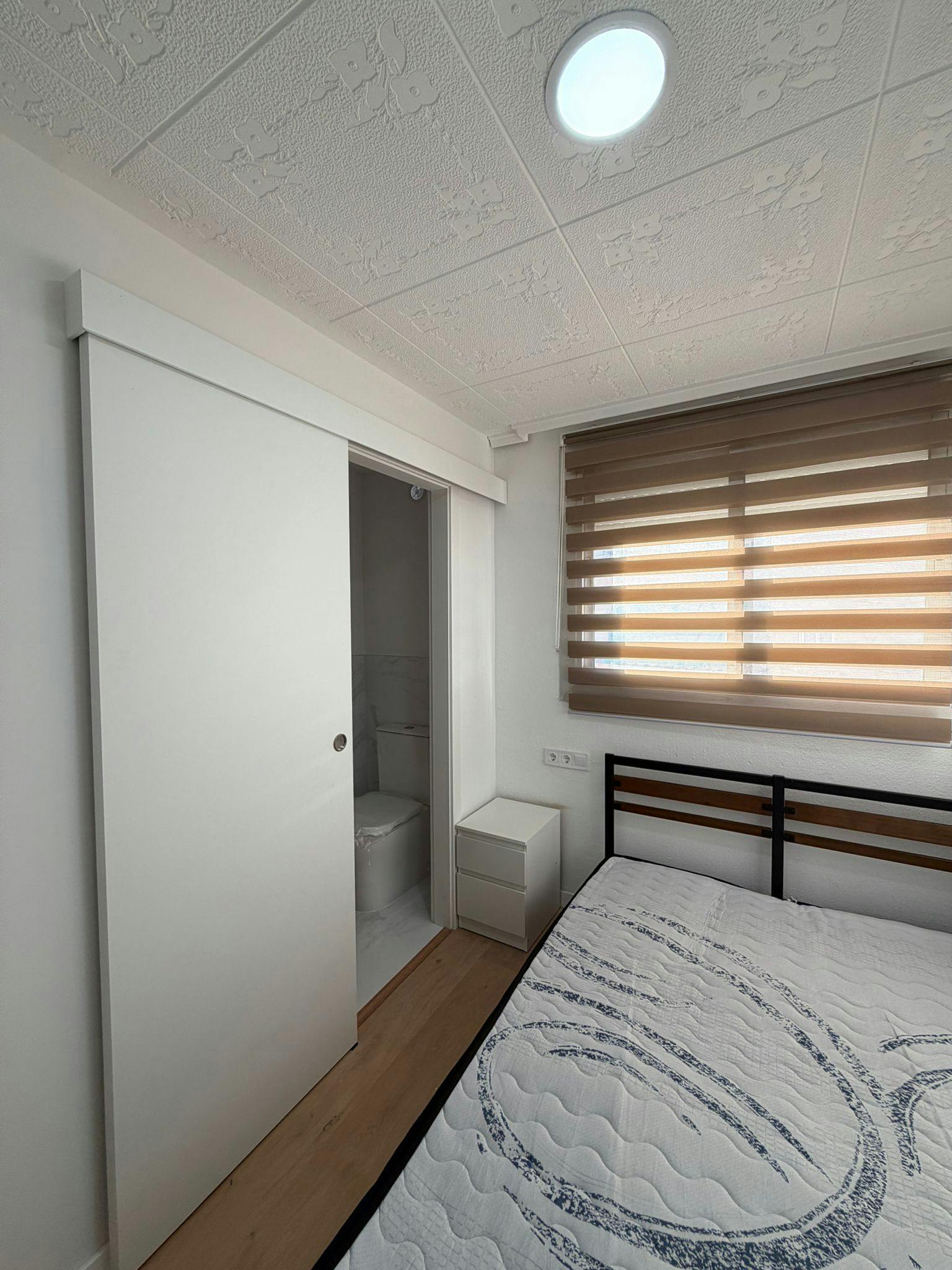 Single room Burjassot, 1 bed, 7m² — photo 3