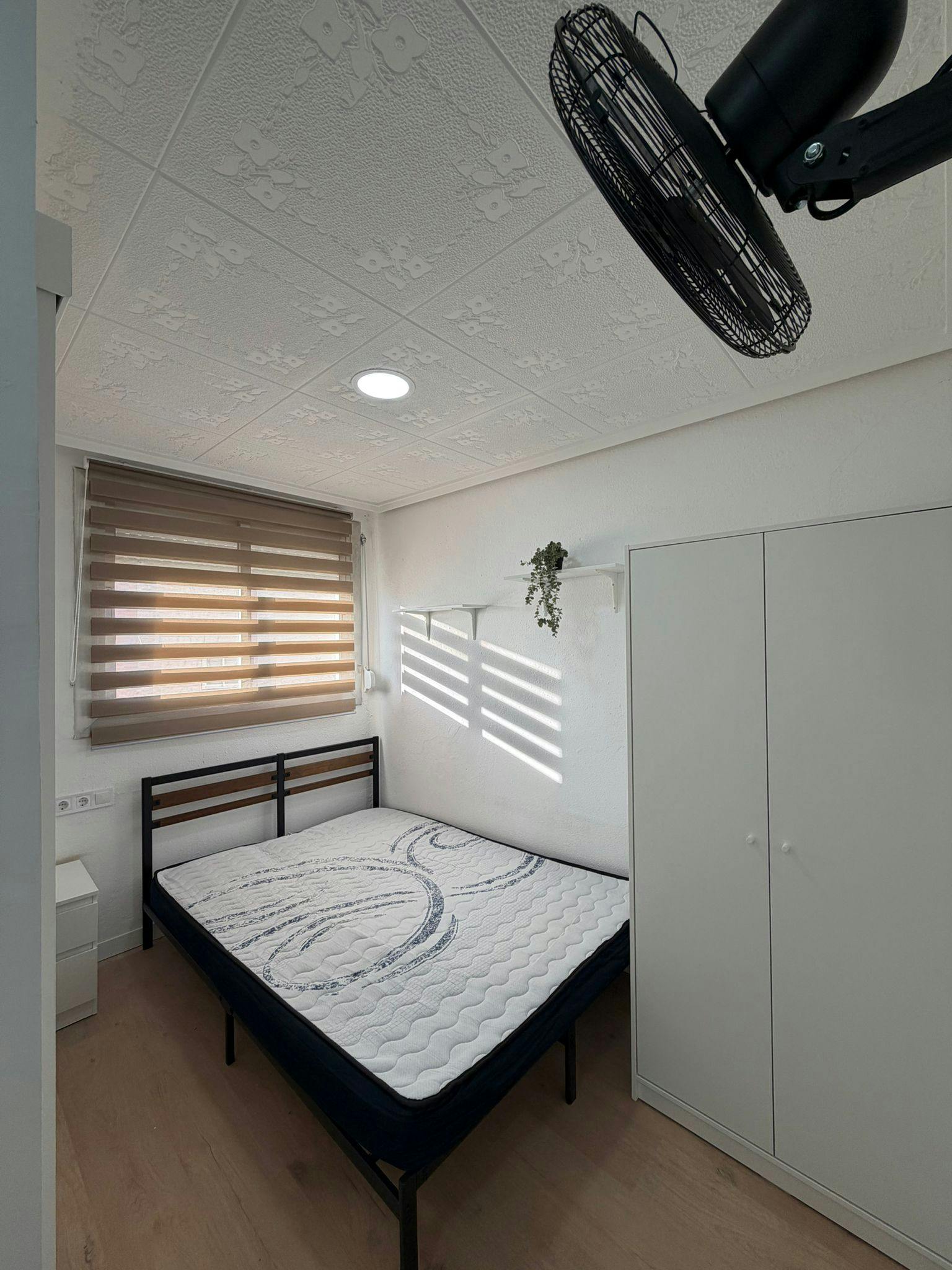 Single room Burjassot, 1 bed, 7m² — photo 10