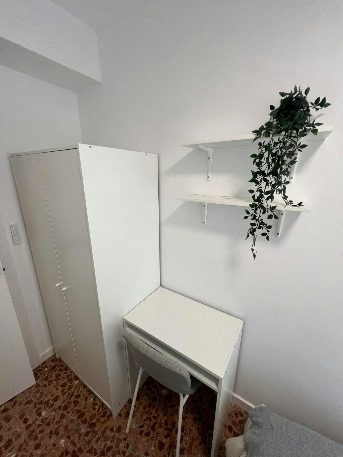 Single room Alicante, 1 bed, 7m² — photo 5