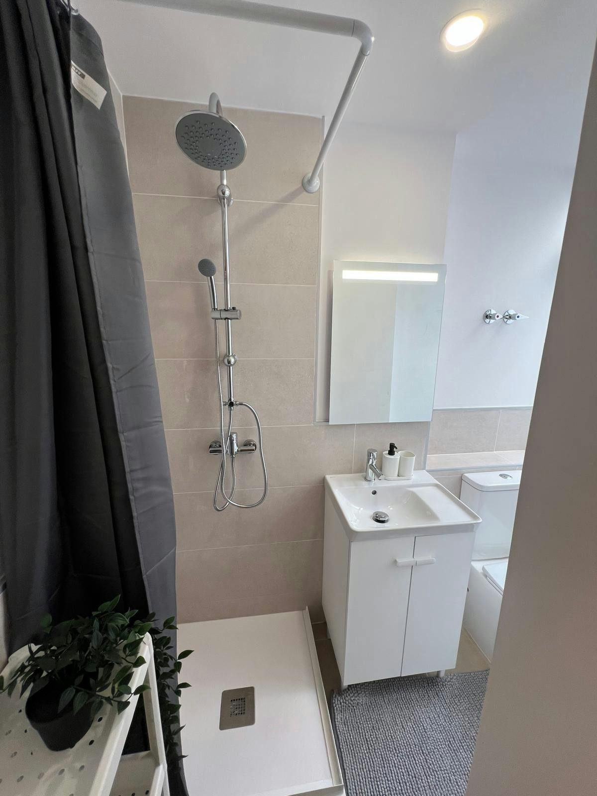 Single room Alicante, 1 bed, 7m² — photo 9