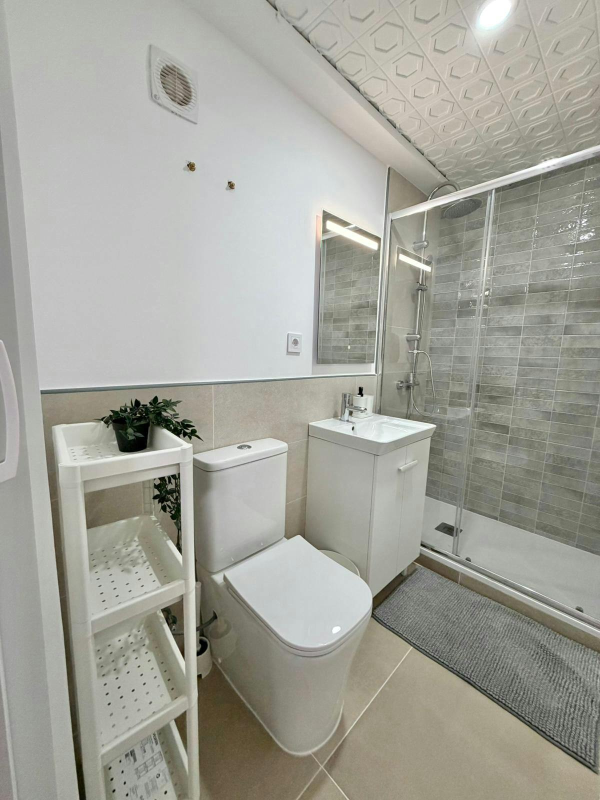 Single room Xirivella, 1 bed, 10m² — photo 10