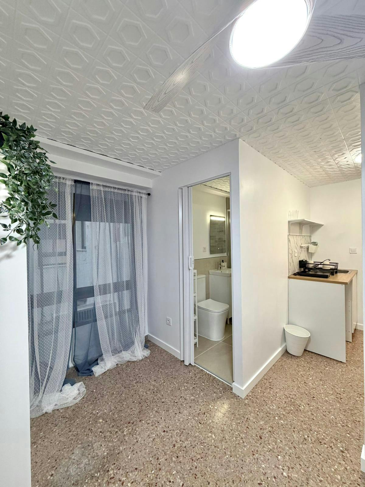 Single room Xirivella, 1 bed, 10m² — photo 5