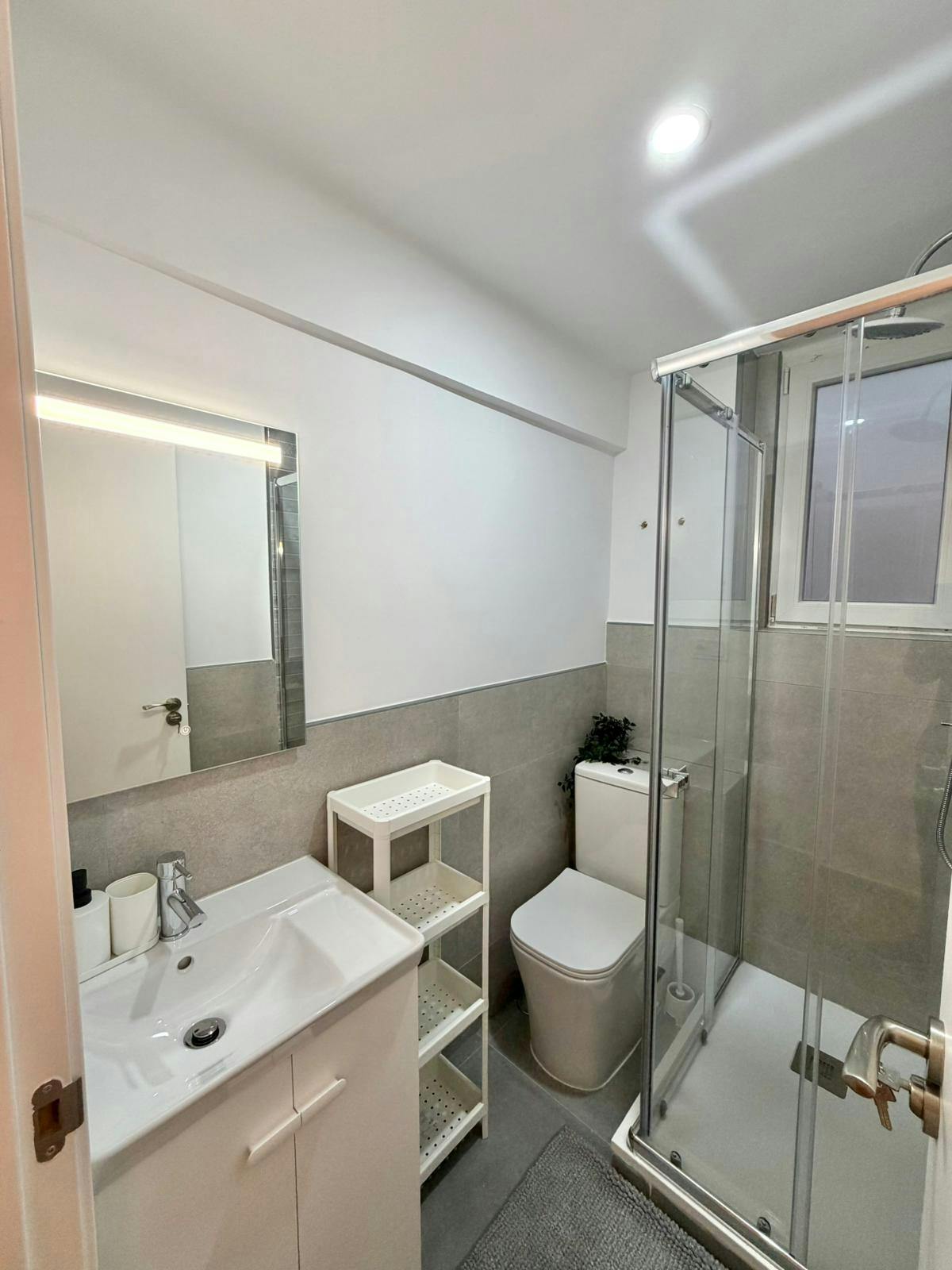 Single room Xirivella, 1 bed, 8m² — photo 6