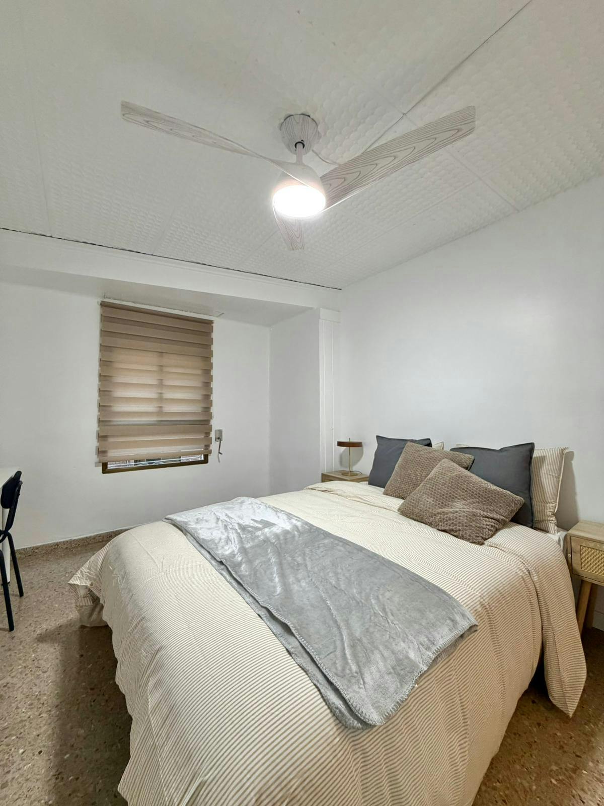 Single room Xirivella, 1 bed, 7m² — photo 4