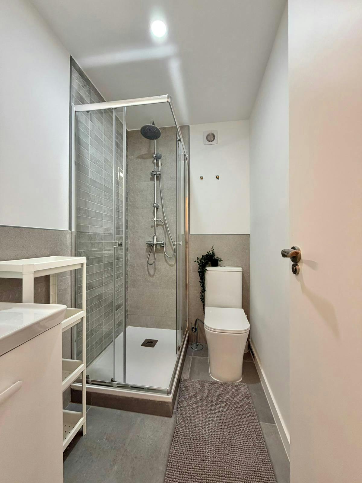 Single room Xirivella, 1 bed, 7m² — photo 7