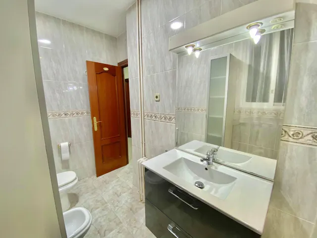Private room in Calle de Gaztambide, Madrid (1681857) room image 10
